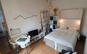 Studio lumineux au centre ville